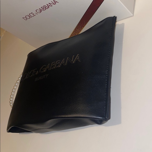 Dolce & Gabbana Black Logo Pouch - Picture 13 of 14